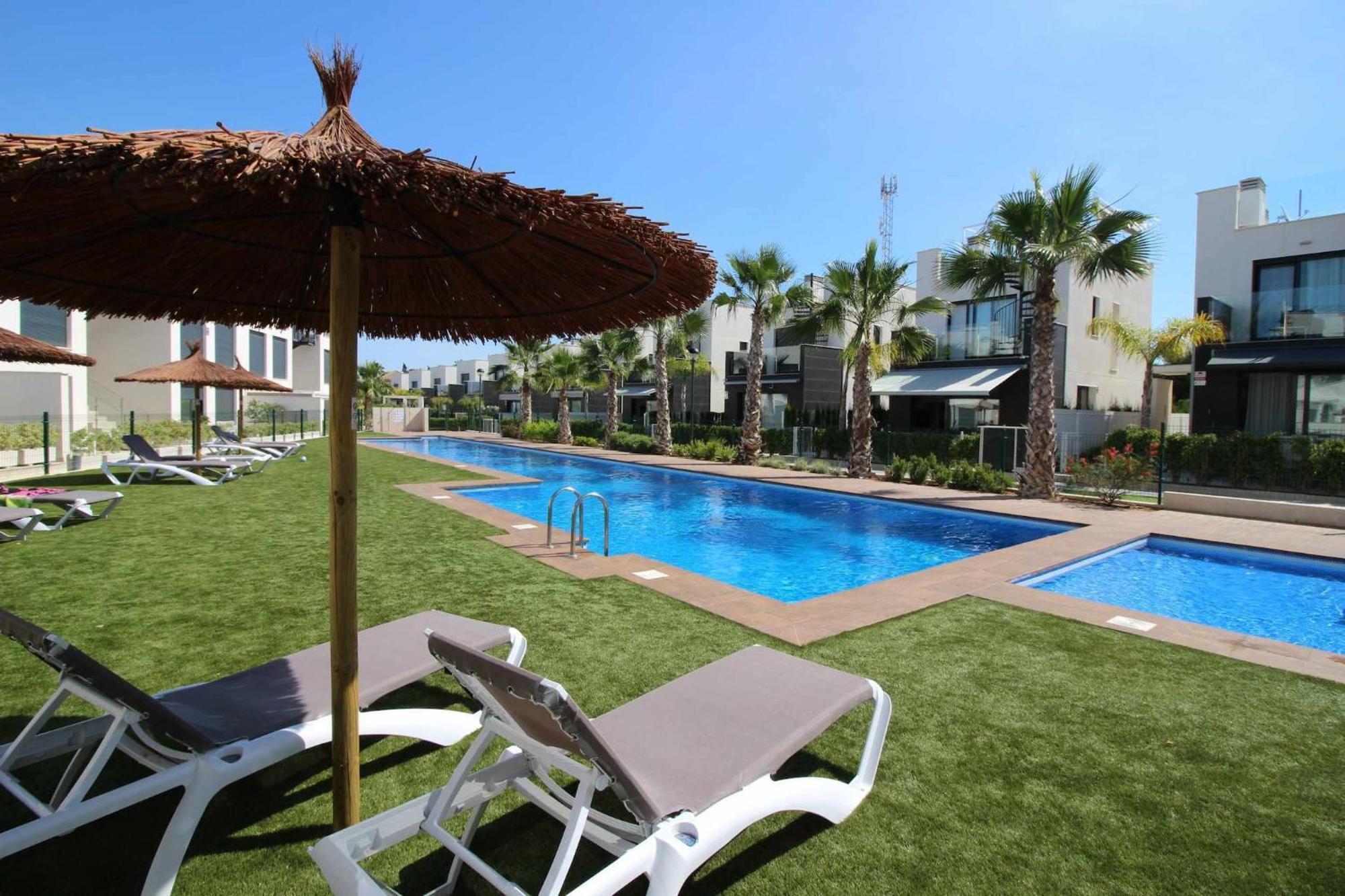 Villa Tindra Torrevieja Kültér fotó